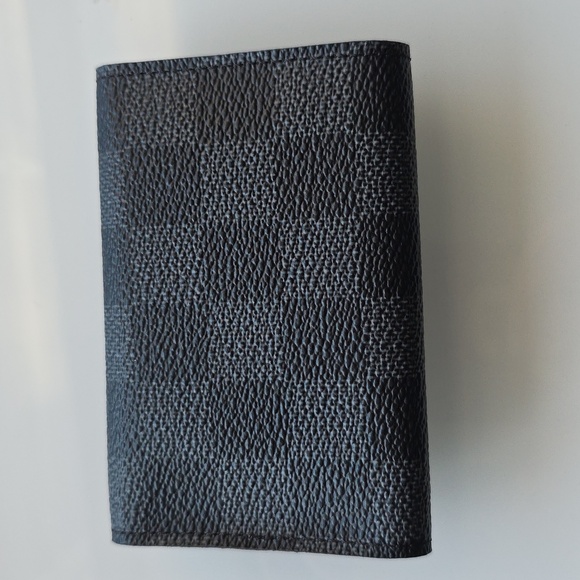 Authentic Louis Vuitton  6 Key Case Damier Graphite - Picture 3 of 9